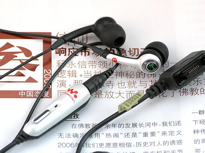 ���ᰮ���ţ�Sony Ericsson��W830cͼƬ���� ��42�� -ZOL�йش����ߵ�42��