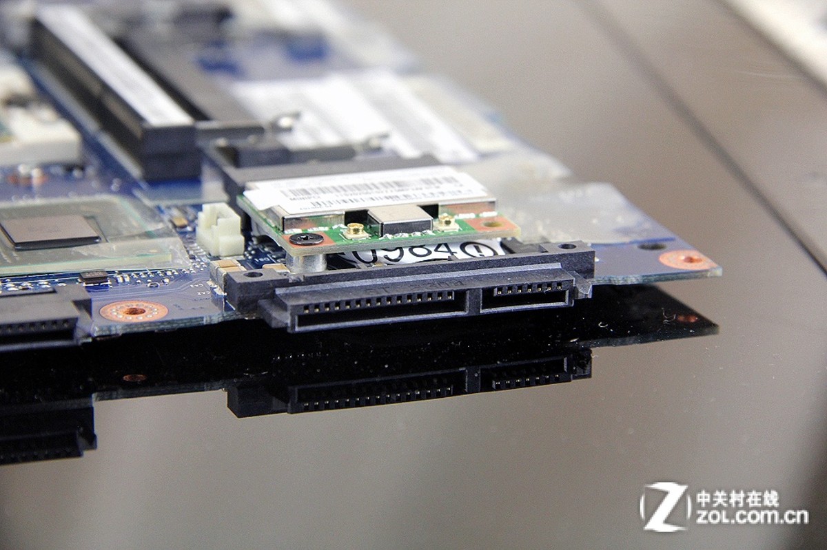 【高清图】内部结构真相大白 联想y400游戏本拆解图25-zol中关村在线