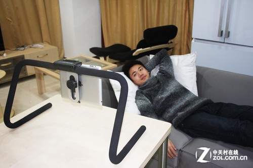 有派生活 易客三用平板支架i-Cozy评测