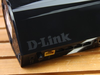 D-Link DIR-826L ϸͼ