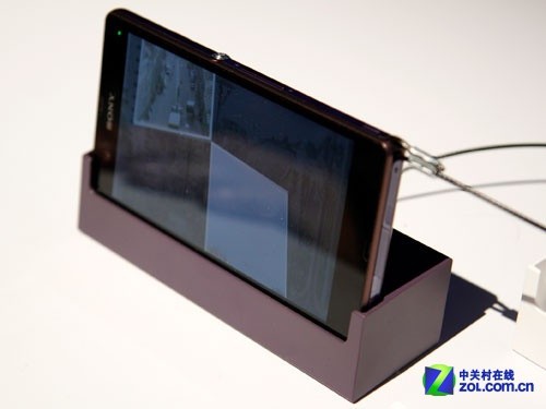 �����׿��ĺ� 5Ӣ������Xperia Z���� 