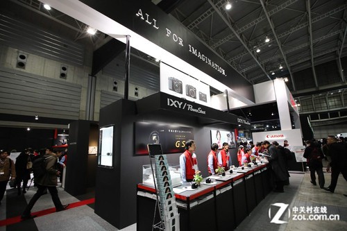 【CP+2013】相机齐上阵 佳能展台概览