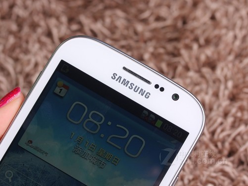 5英寸双卡之选 三星i9082热卖1800元