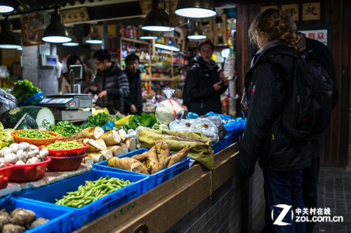 35mm���е��Ϻ� ȫ�������ᡰ�ڿ���RX1 