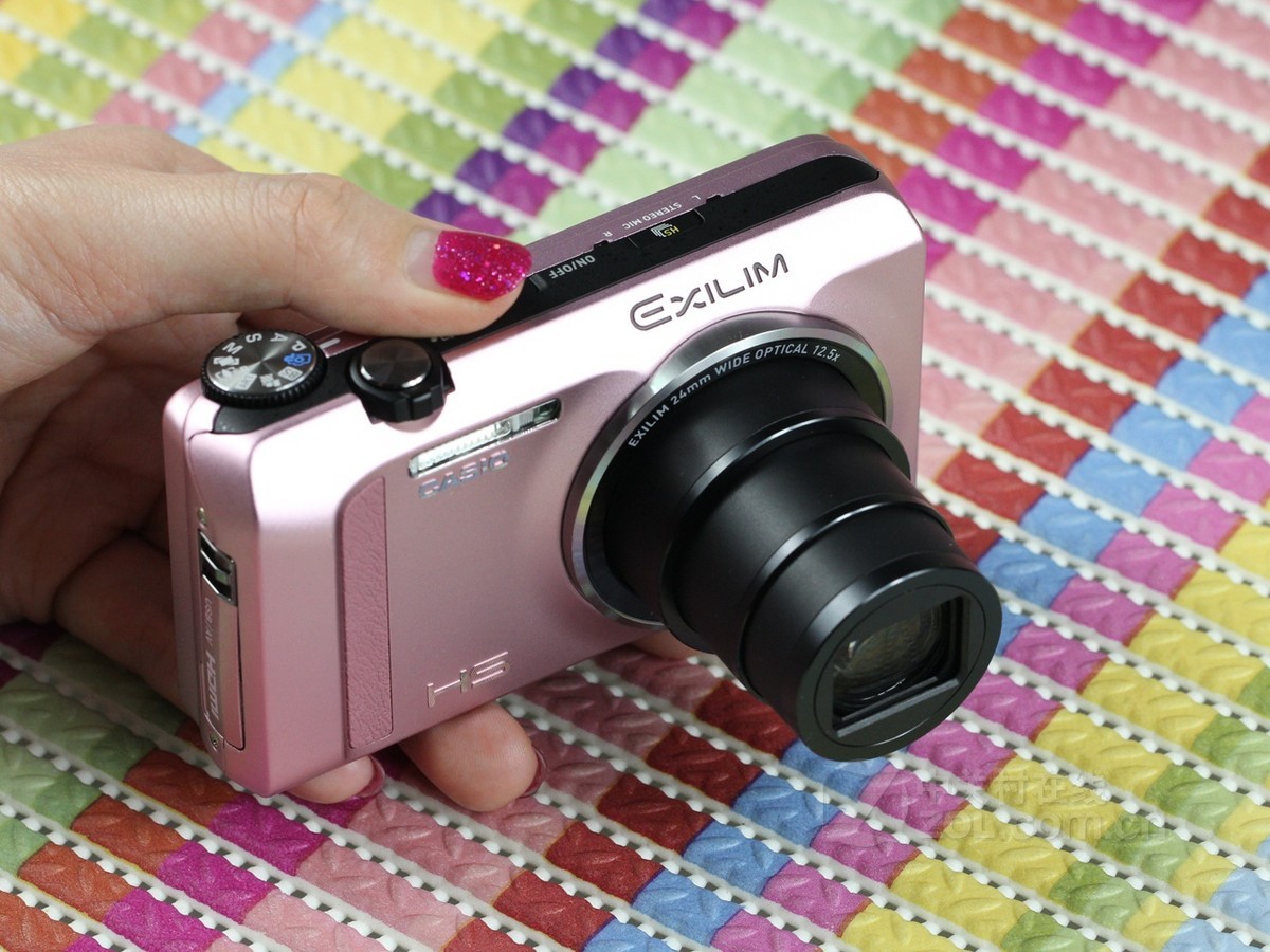 产品相关    卡西欧zr400  图片筛选 类型: 场景: 颜色: 自动播放