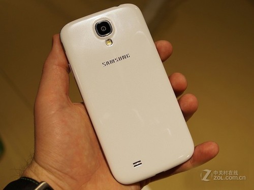 4G版S4冲击大 三星GALAXY S4年底大跌