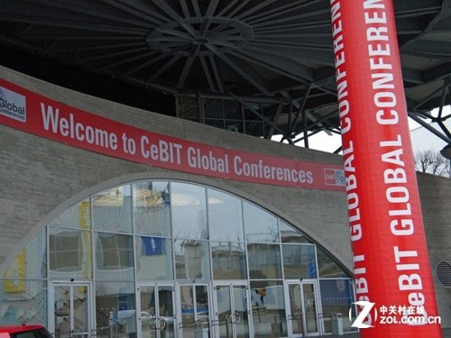 CeBIT2013��ǰ̽�� ��Ļʽ�����ע���� 