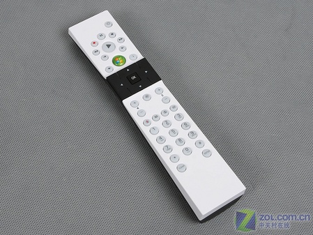 天骄s6020i随机会附送一个遥控器,它不但可以用于vista附带的windows