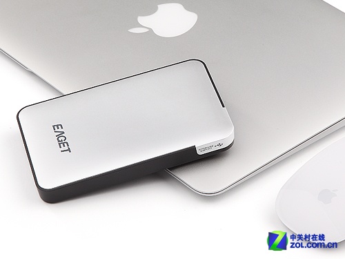 USB3.0高速 忆捷G30移动硬盘卖场特价