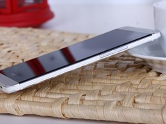 ƶȴ HTC One 802t4888 
