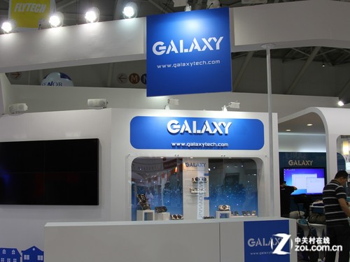 ���������� Computex2013Ӱ��չ̨Ѳ�� 