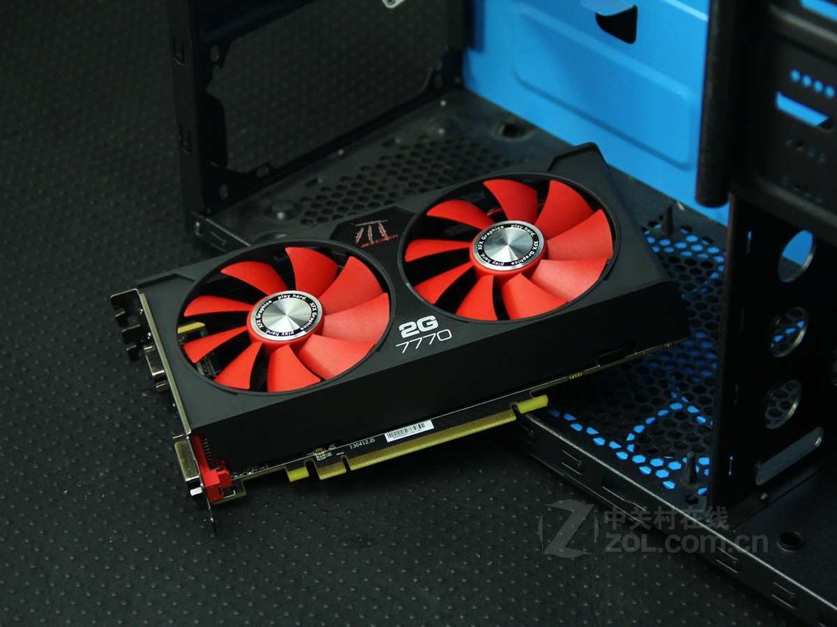 xfx讯景hd7770魔将2g双风扇