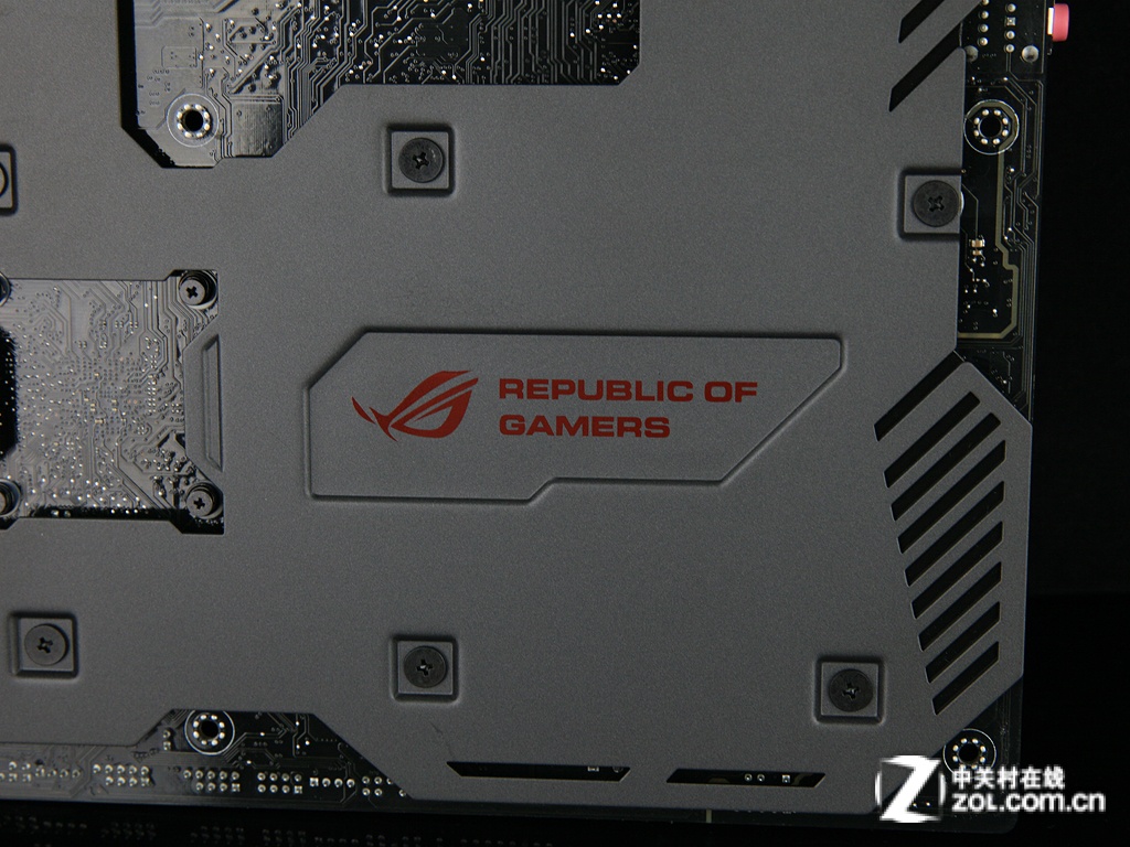 【高清图】 游戏王牌再次升华 华硕rog m6f主板评测图13