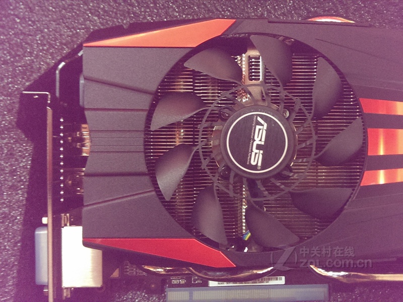 【高清图】 华硕(asus)圣骑士r9 280x-dc2t-3gd5实拍图 图16