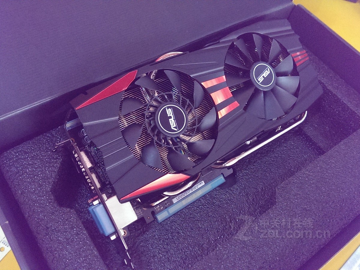 【高清图】 华硕(asus)圣骑士r9 280x-dc2t-3gd5实拍图 图11