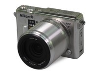 尼康D810(单机 3635万有效像素 全高清1080 全画幅) 天猫15399元