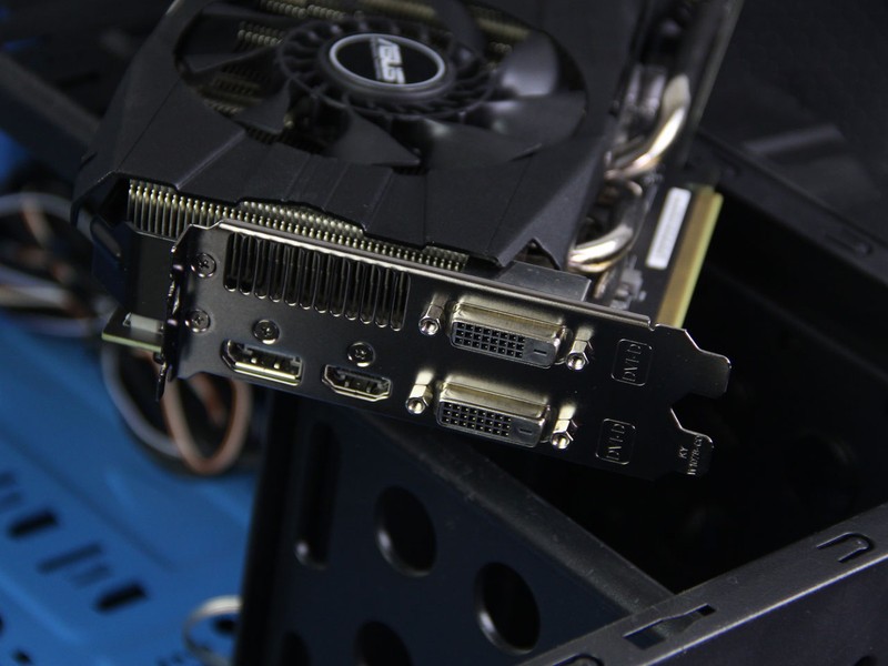 华硕圣骑士R9 290X-DC2OC-4GD5