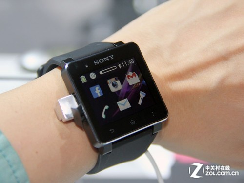 颜色时尚佩戴舒适索尼智能手表细节图