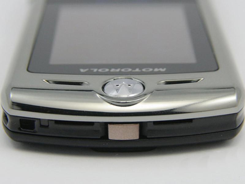 三皇冠 正品大陆行货 摩托罗拉 l72 手机 直板 全国联保