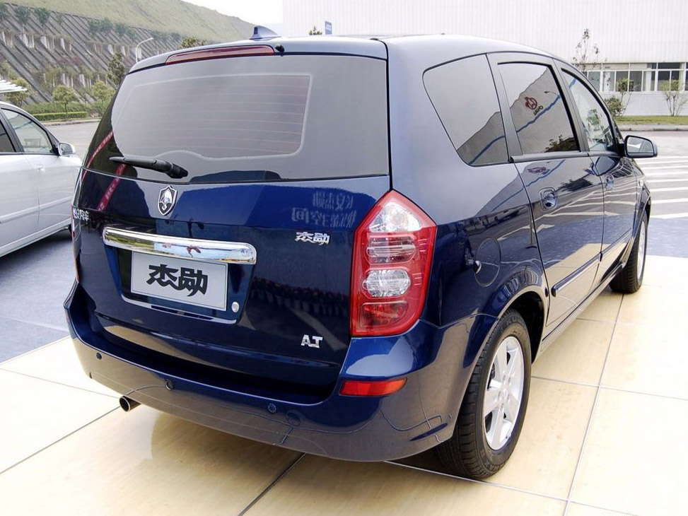 长安杰勋 2.0 自动超豪华型