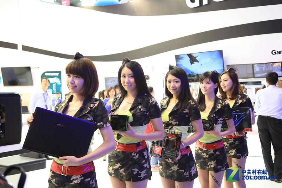 Ԥƴ󣺼չ̨Showgirlͼ