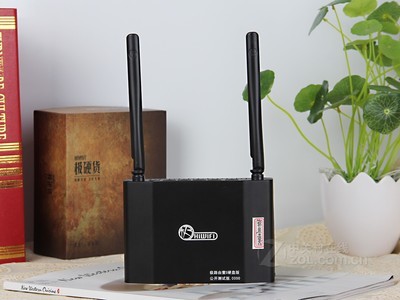 极路由 极壹S硬盘版 外观图