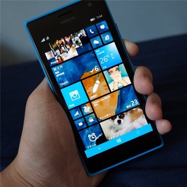经典色彩元素 湖蓝色lumia730/735组图