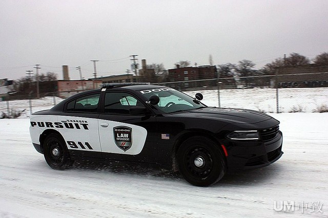 公路上的老大 2015款道奇chargr警车发布