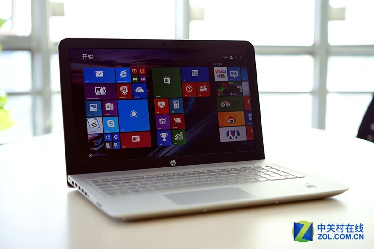 【高清图】花样转轴与B&O HP新ENVY 15笔