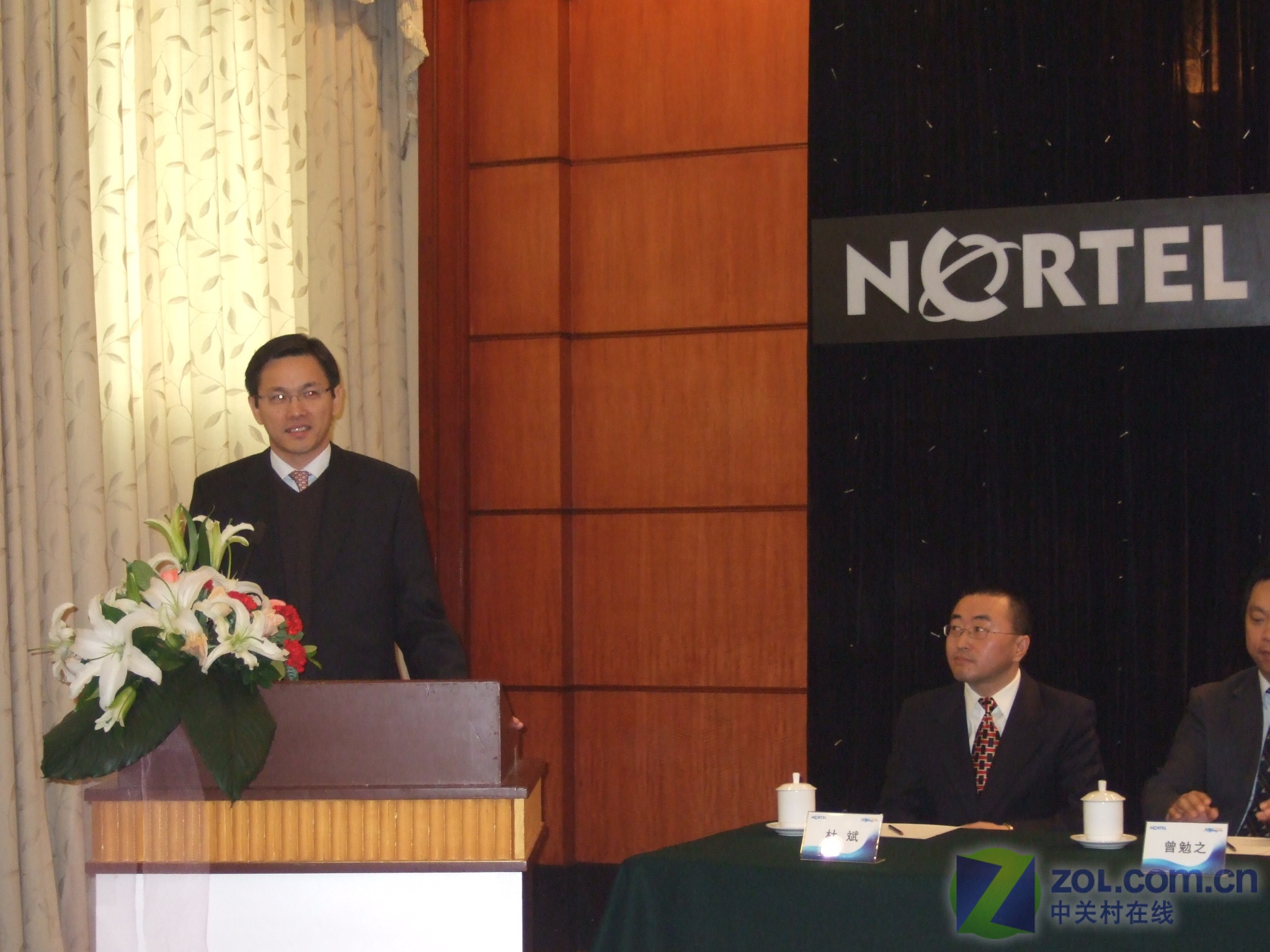 成本技术制胜 北电为360buy建呼叫中心 (2/4)