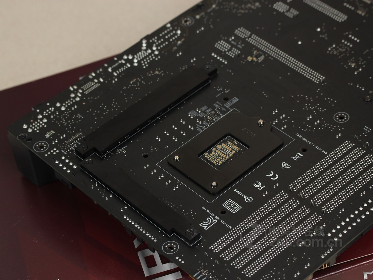 华硕maximus viii hero