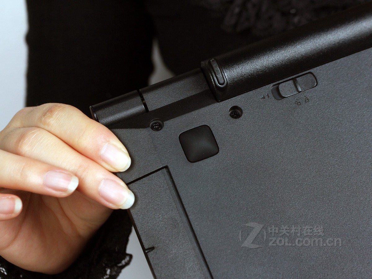 联想天逸300-15isk-ifi(4gb/500gb/2g独显/dvd)