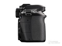 佳能80D(单机 2420万有效像素 全高清1080) 天猫5950元