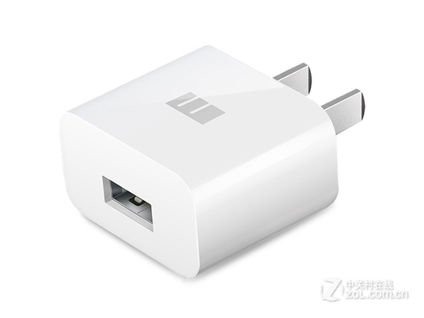 【高清图】 魅族(meizu)电源适配器整体外观图 图1