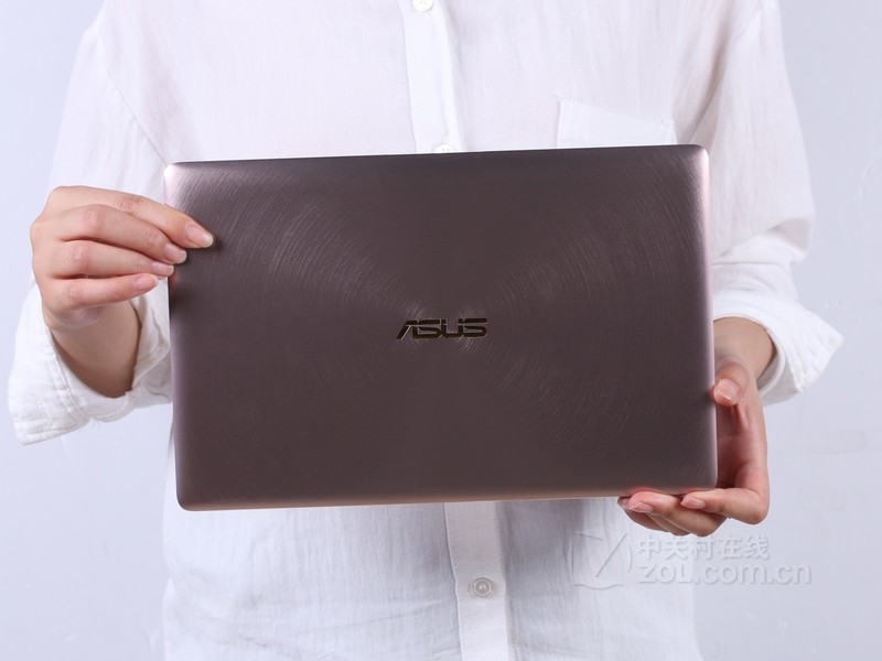 超极本 华硕超极本 华硕灵耀3(i5 7200u/8gb/512gb) 图片 原创图赏 79