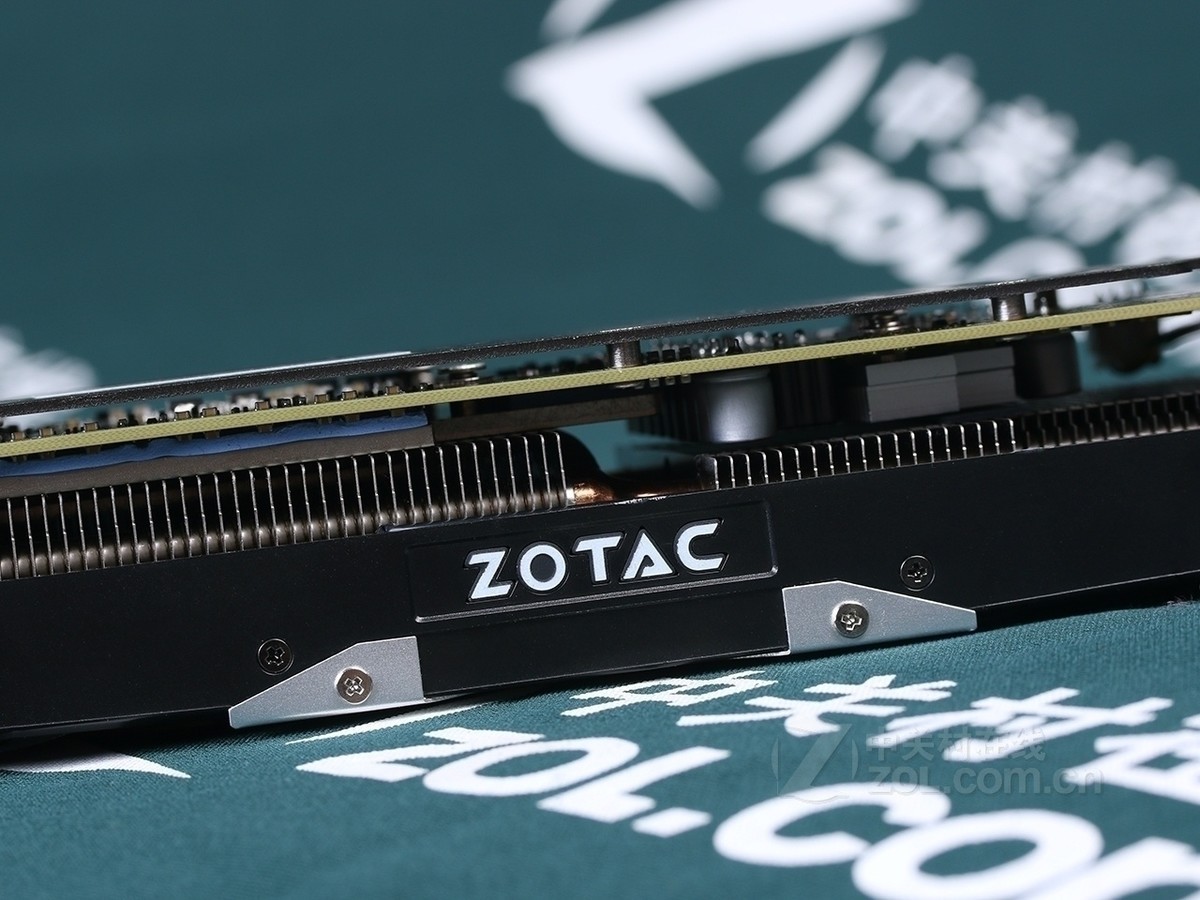 【高清图】 索泰(zotac)geforce gtx 1060-6gd5 x-gaming oc实拍图 图