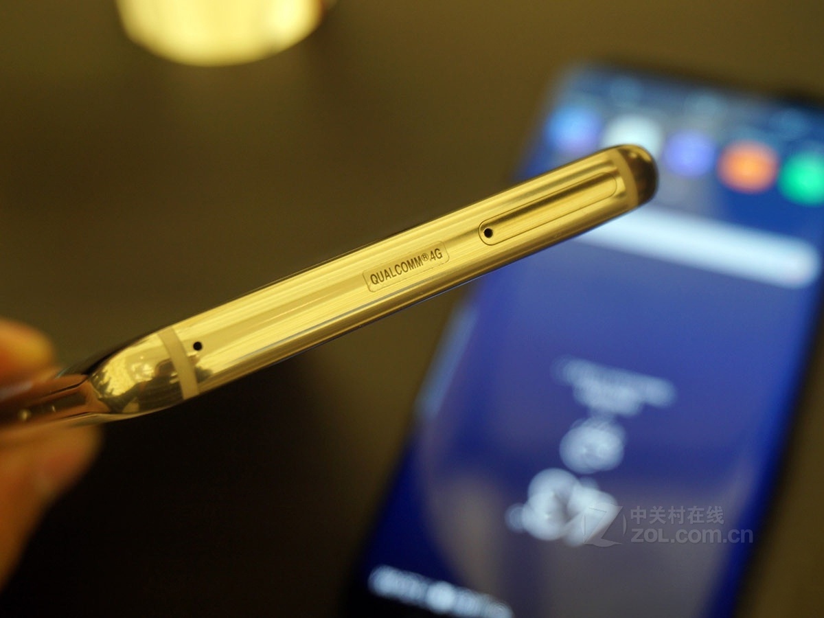 【高清图】 三星(samsung)galaxy s8(g9500/双卡版/全网通)绮梦金 图