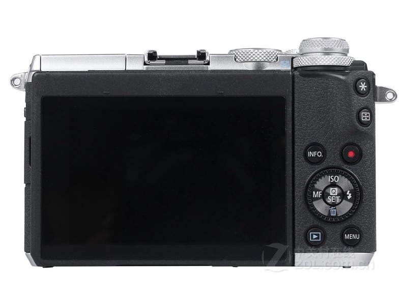 EOS M6()
