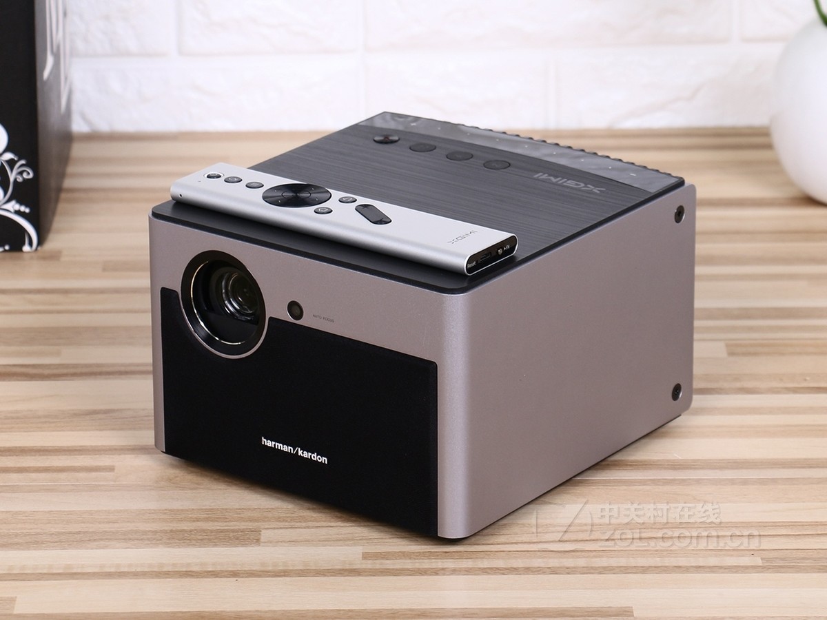 产品相关    极米z5极光  图片筛选 类型: 场景: 自动播放 原图下载 6