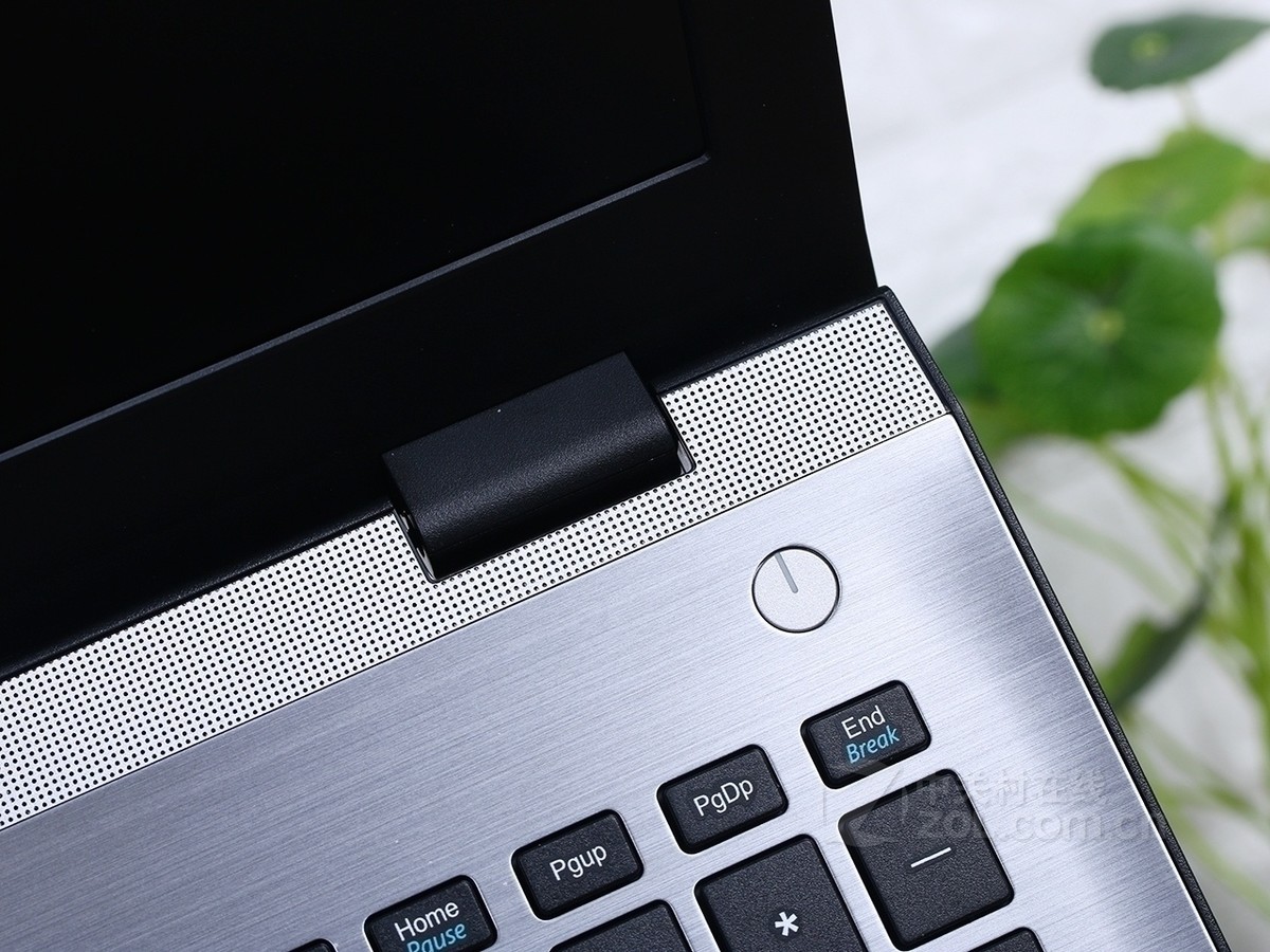 产品相关    麦本本小麦5(4gb/128gb)  图片筛选 类型: 场景: 颜色