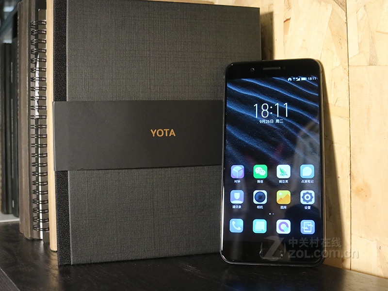 【高清图】 yotaphone(yotaphone)yota3(精钢国礼版