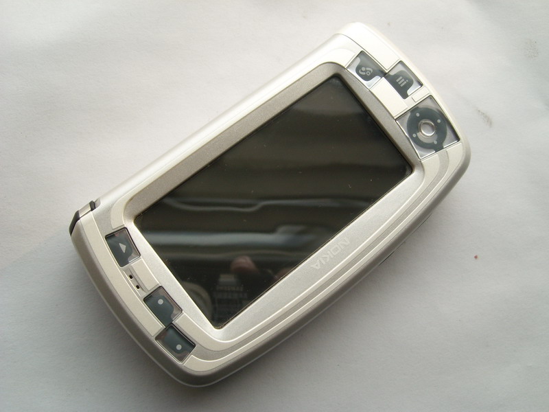 【高清图】 智能商务机 诺基亚7710仅1299图2