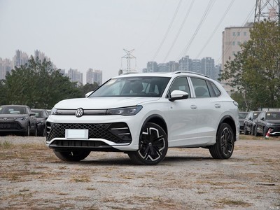  ;L 2024 PRO 380TSI R-Line