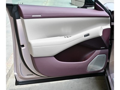 С������ С��YU7 2025�� �������������泵������6