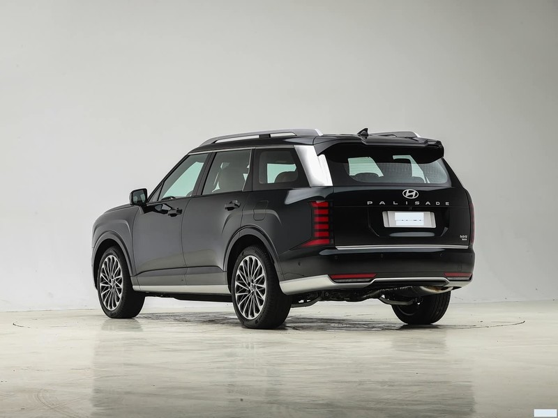 �ִ� ����˹�� 2026�� 2.5T Calligraphy ���ͼ� 6��