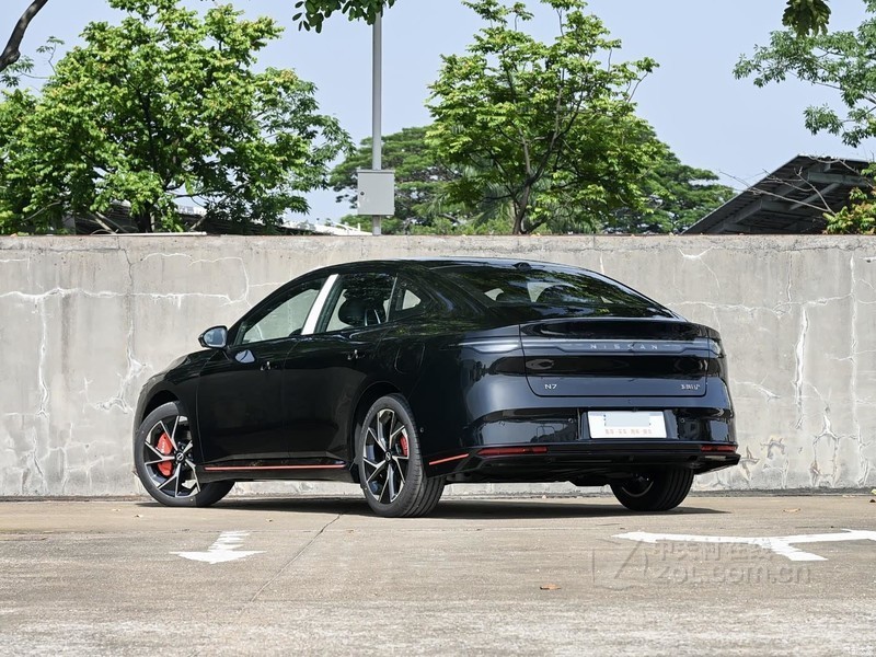 �ղ�N7 2026�� 625 Max ����ʿ