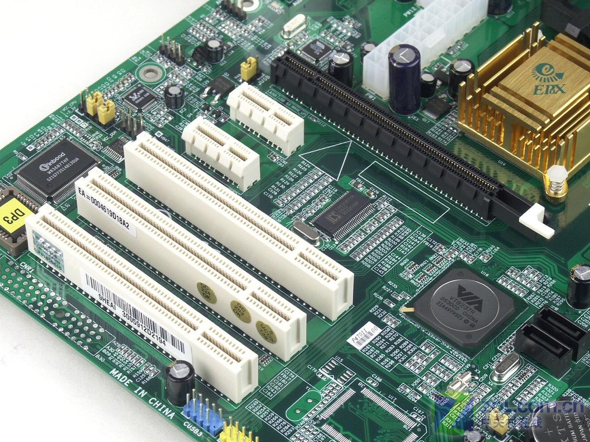 【高清图】 决战pcie平台 35款主流939主板横评图3