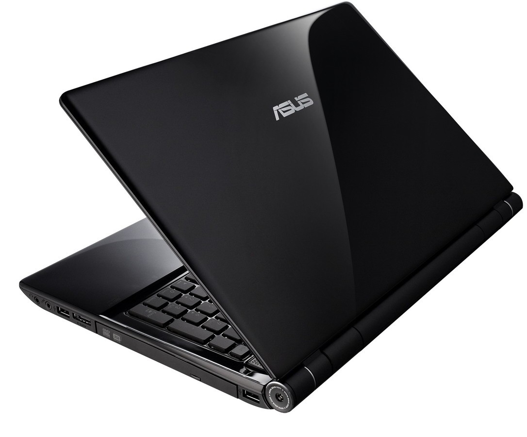 【高清图】 完美"视"界非同凡"响",华硕u50玩转新影娱图1