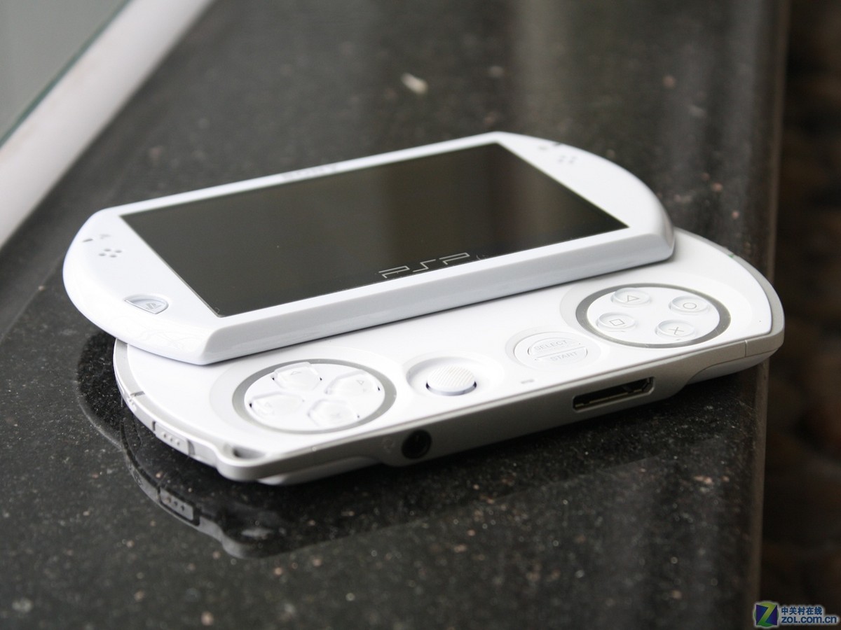 索尼psp go(psp-n1006)(珍珠白)