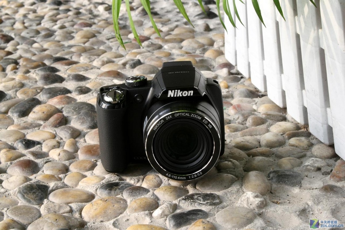 【高清图】 尼康(nikon)p90整体外观图 图77